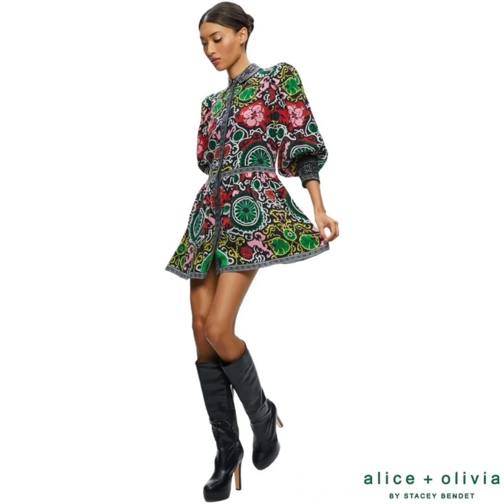 Alice + Olivia Bertha Blouson Sleeve Mini Dress in Monarch Black Print - Picture 1 of 8